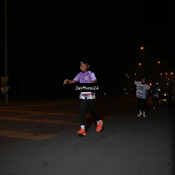 Runner Photo 7665667