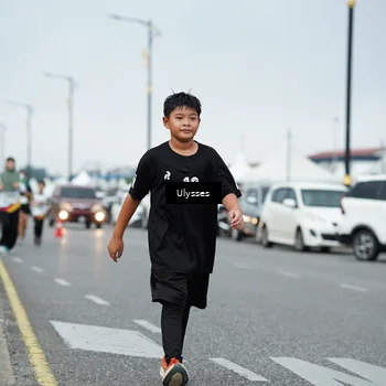 Runner Photo 7665674