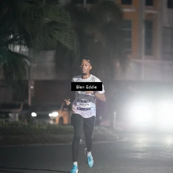 Runner Photo 7665677