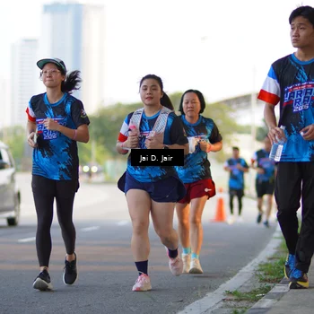 Runner Photo 7665680