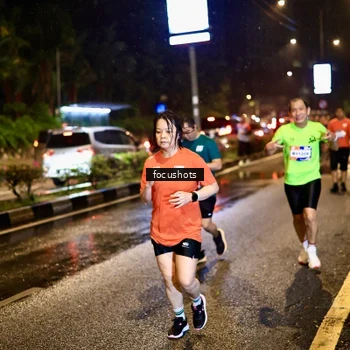 Runner Photo 7665688