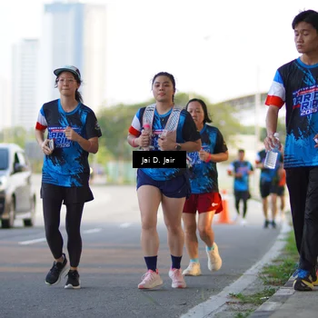 Runner Photo 7665689