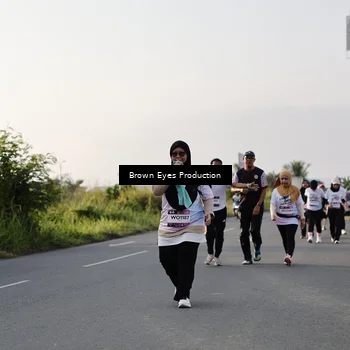 Runner Photo 7665707