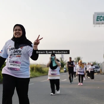 Runner Photo 7665710