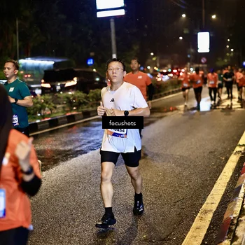 Runner Photo 7665719