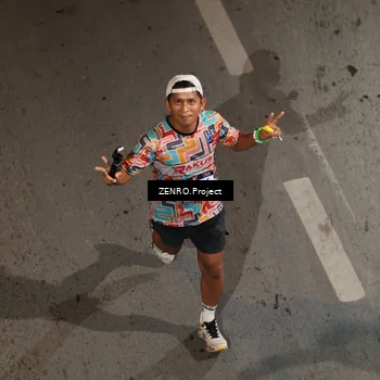 Runner Photo 7665743