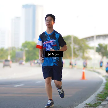 Runner Photo 7665750