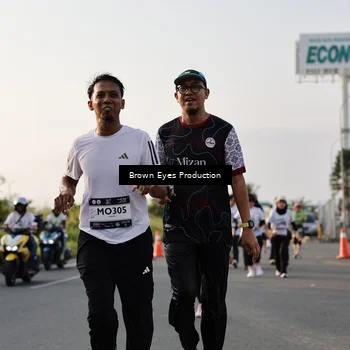 Runner Photo 7665755