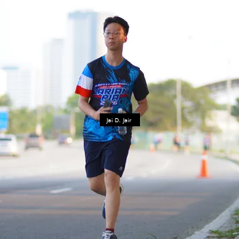 Runner Photo 7665758