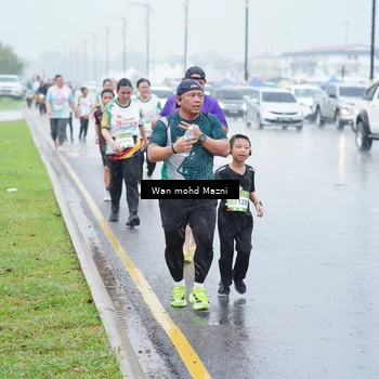 Runner Photo 7665788