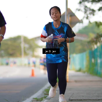Runner Photo 7665799
