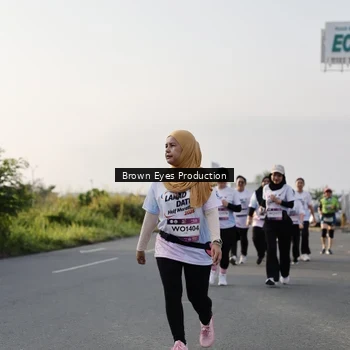 Runner Photo 7665802
