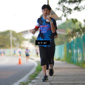 Runner Photo 7665812