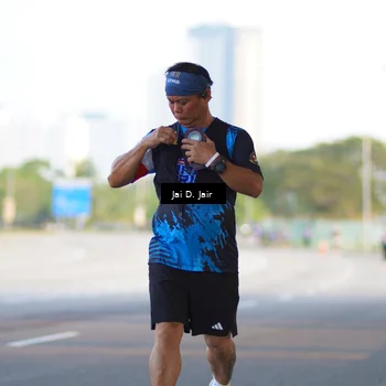 Runner Photo 7665822