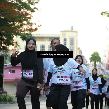 Runner Photo 7665832