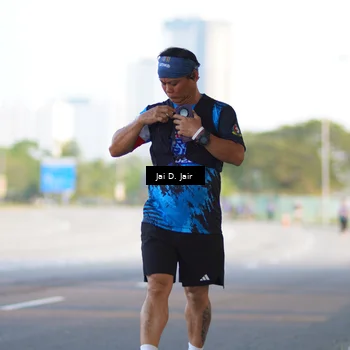 Runner Photo 7665834