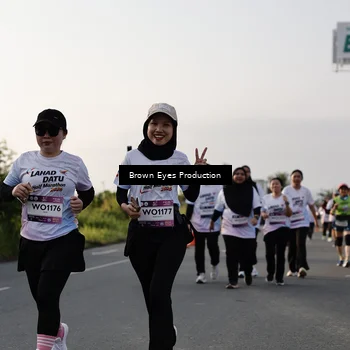 Runner Photo 7665844