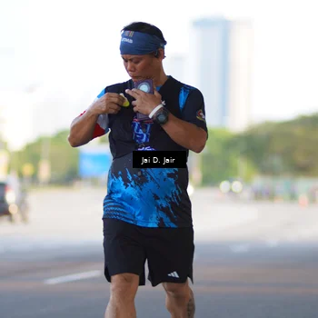 Runner Photo 7665856