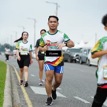 Runner Photo 7665875
