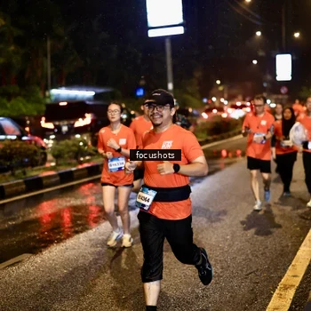 Runner Photo 7665890