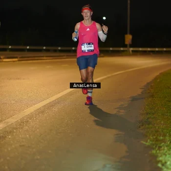 Runner Photo 7665892