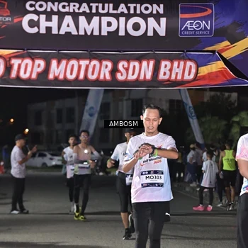 Runner Photo 7665909