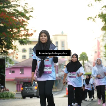 Runner Photo 7665917