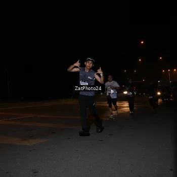Runner Photo 7665925