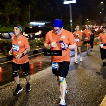 Runner Photo 7665938