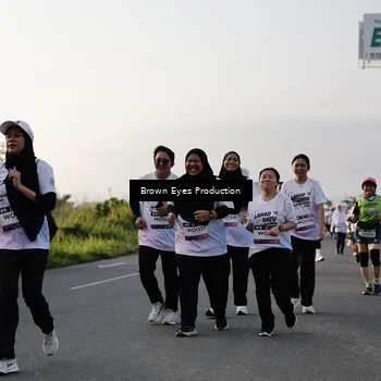 Runner Photo 7665961