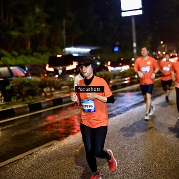Runner Photo 7665972