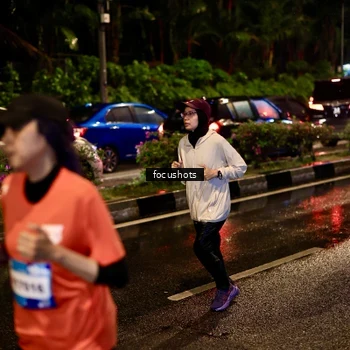 Runner Photo 7665978