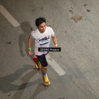 Runner Photo 7665996
