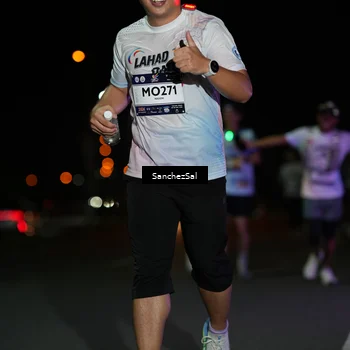 Runner Photo 7666001