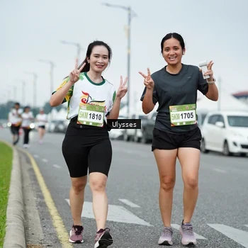 Runner Photo 7666009