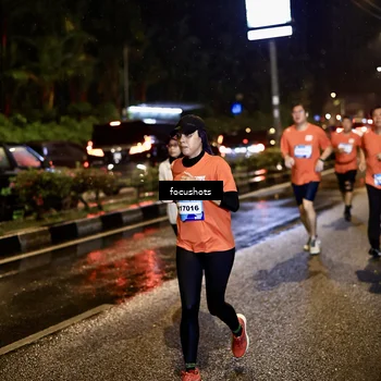 Runner Photo 7666010