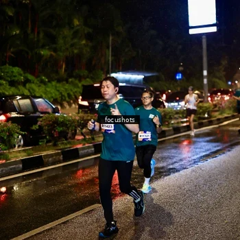 Runner Photo 7666022