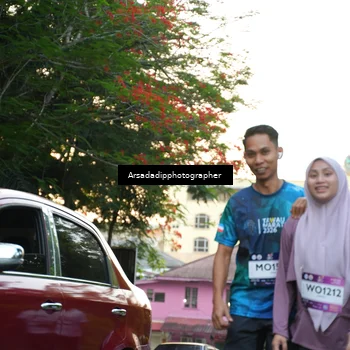 Runner Photo 7666025