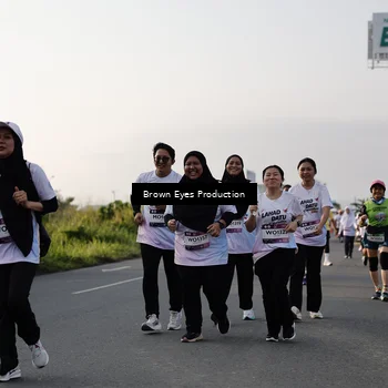 Runner Photo 7666033