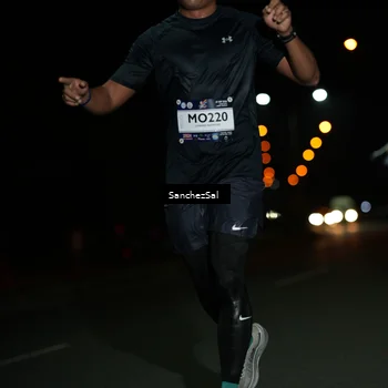 Runner Photo 7666043