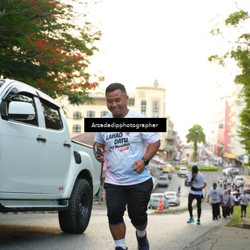 Runner Photo 7666047