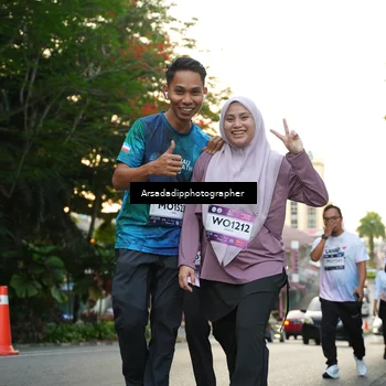 Runner Photo 7666051