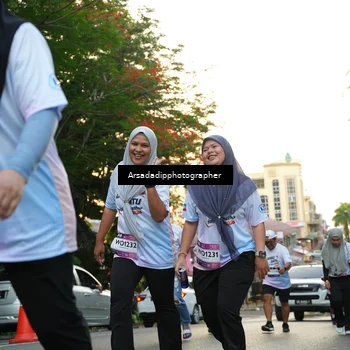 Runner Photo 7666071