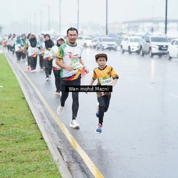 Runner Photo 7666078