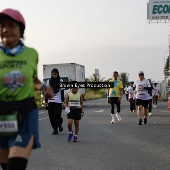 Runner Photo 7666092
