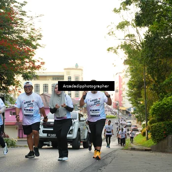 Runner Photo 7666101