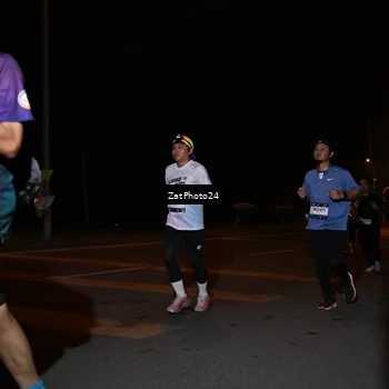 Runner Photo 7666103