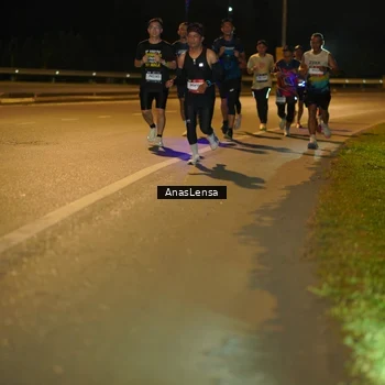 Runner Photo 7666120