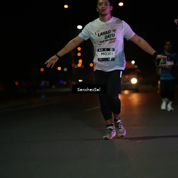Runner Photo 7666131
