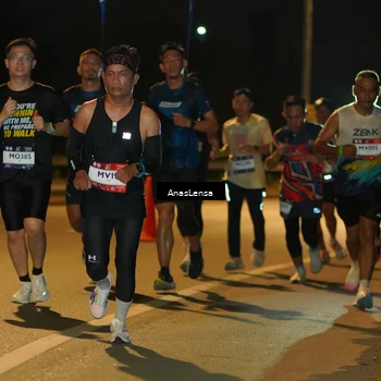 Runner Photo 7666138